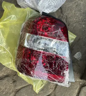 Highlander 2004 2005 2006 2007 Taillight / Tail Light