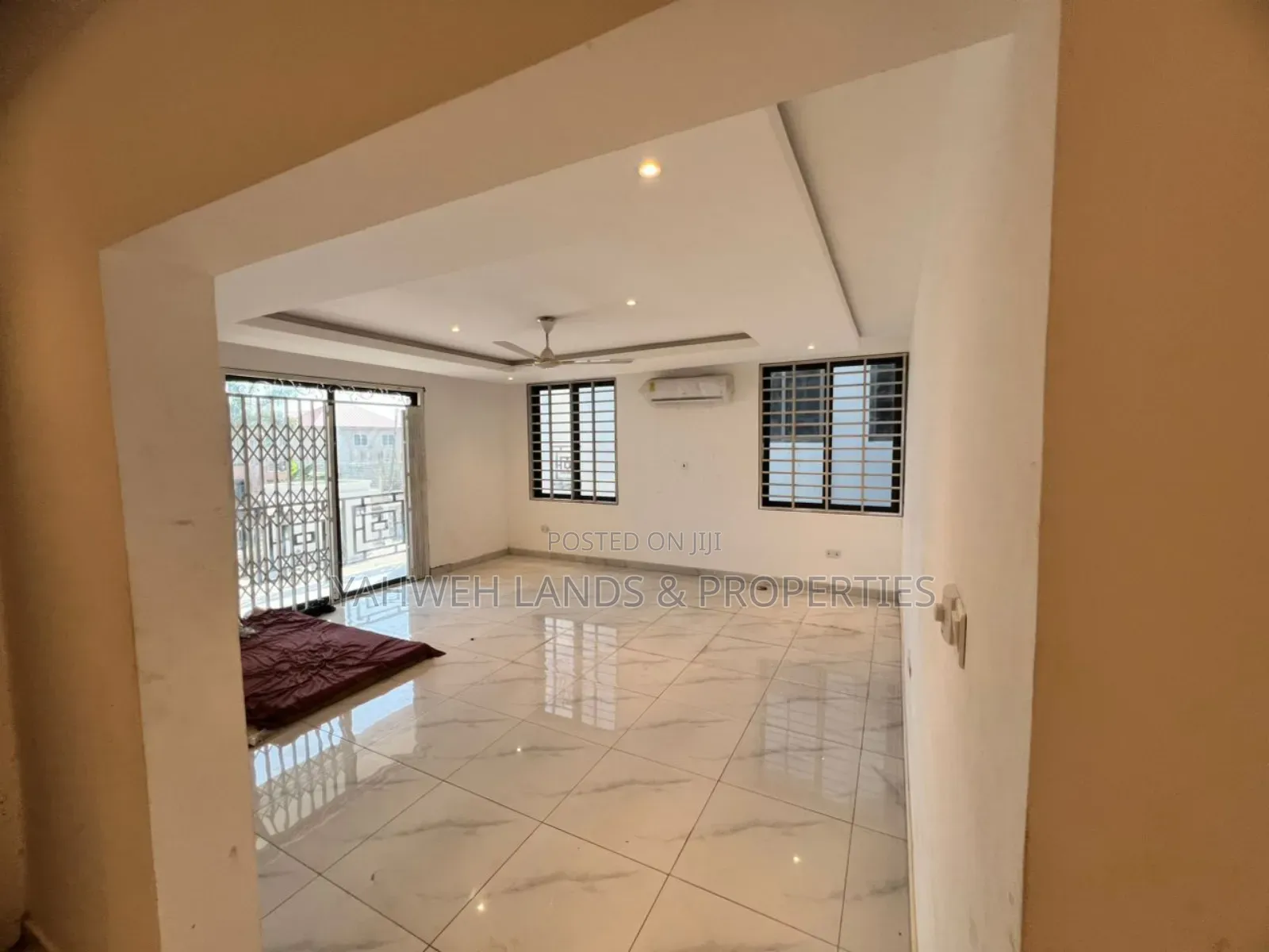 2bdrm Apartment in Mariville Home, Airport Residential Area for rent