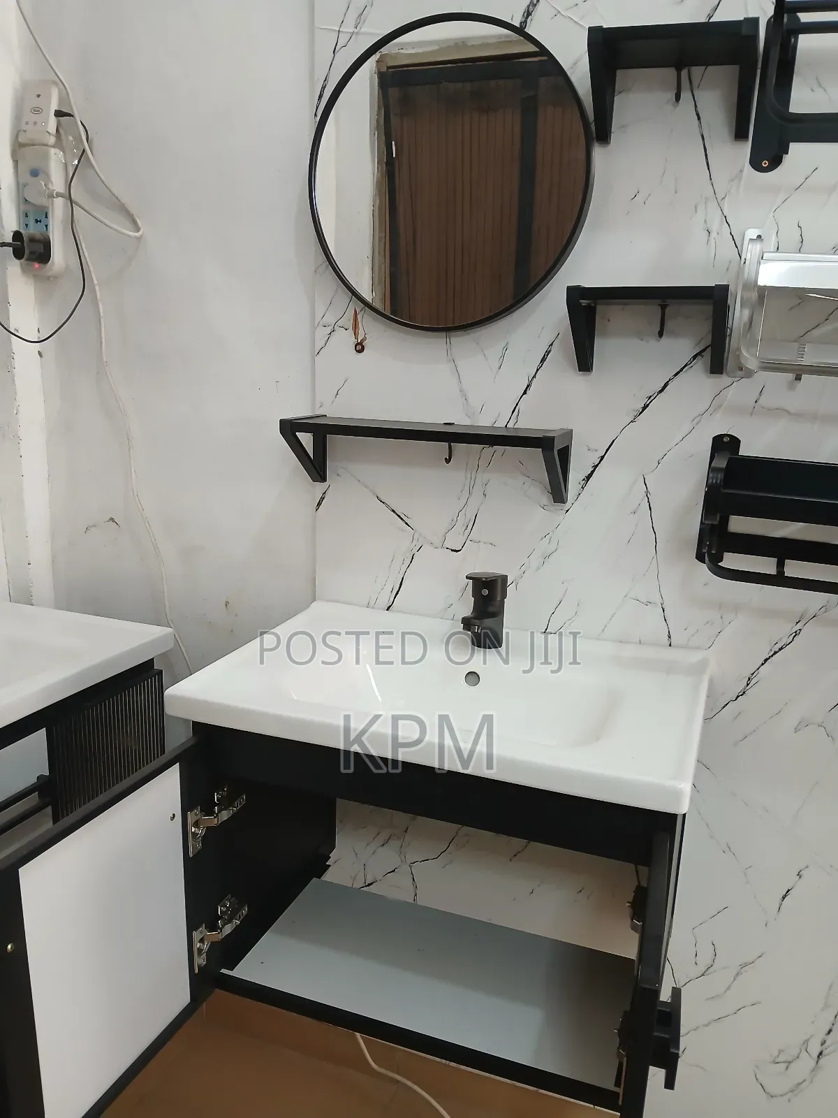 Hotel Bathroom Furniture Wall Fix Mirrored Cabinet Basin Triple Shelf