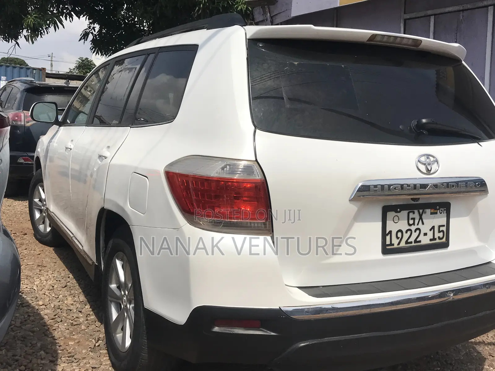 Toyota Highlander 2.7L 2WD 2013 White