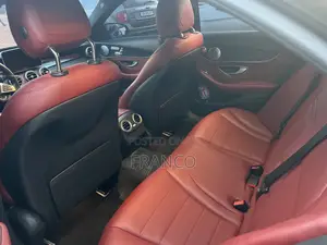 Mercedes-Benz C300 Sport 4Matic Sedan AWD (2.0L 4cyll 7A) 2016 Black