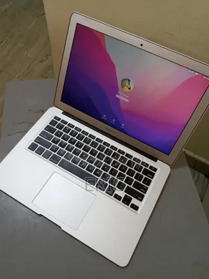 Laptop Apple MacBook Air 2015 8GB Intel Core I7 SSD 256GB