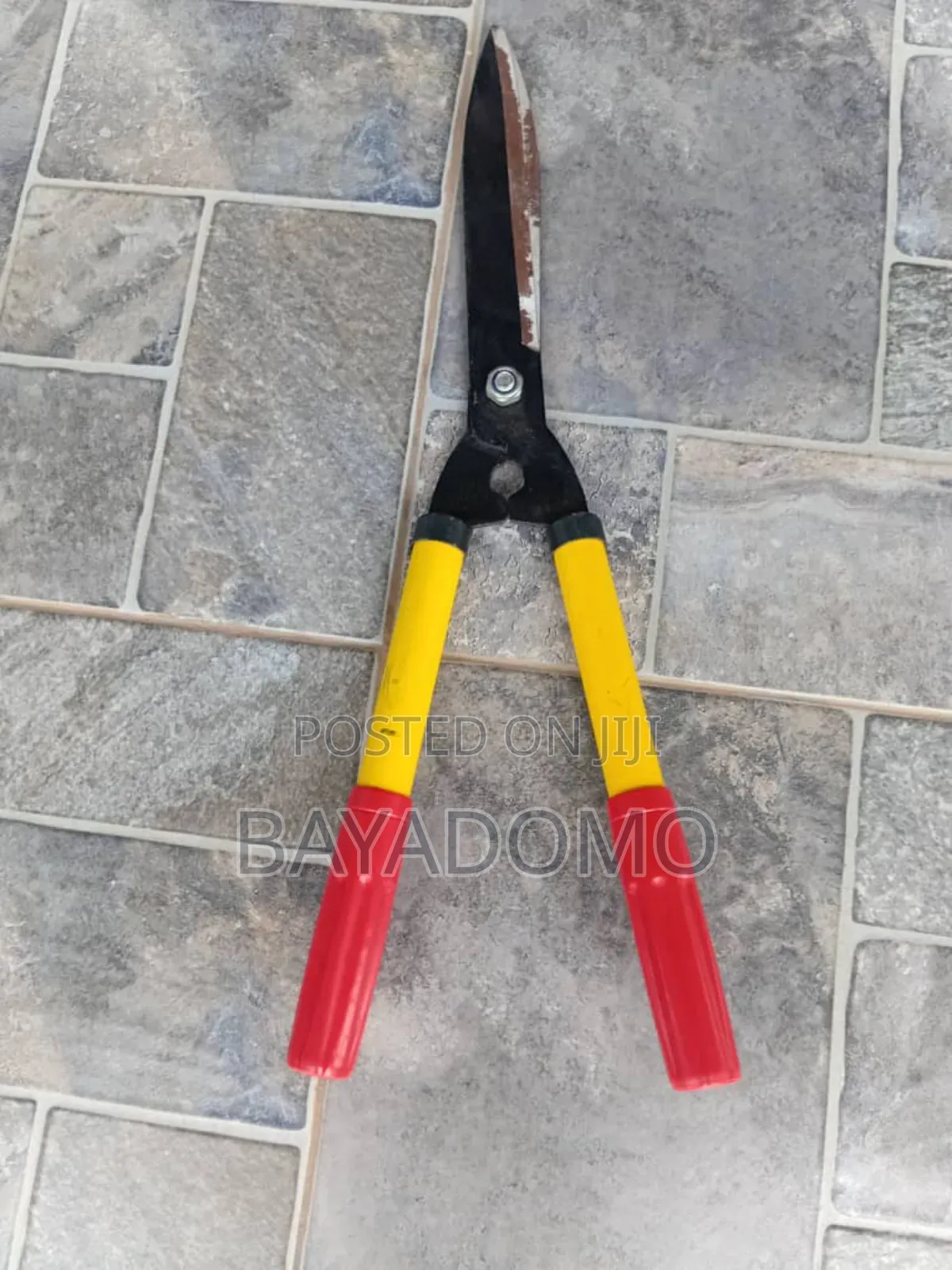 Garden Edge Sheas