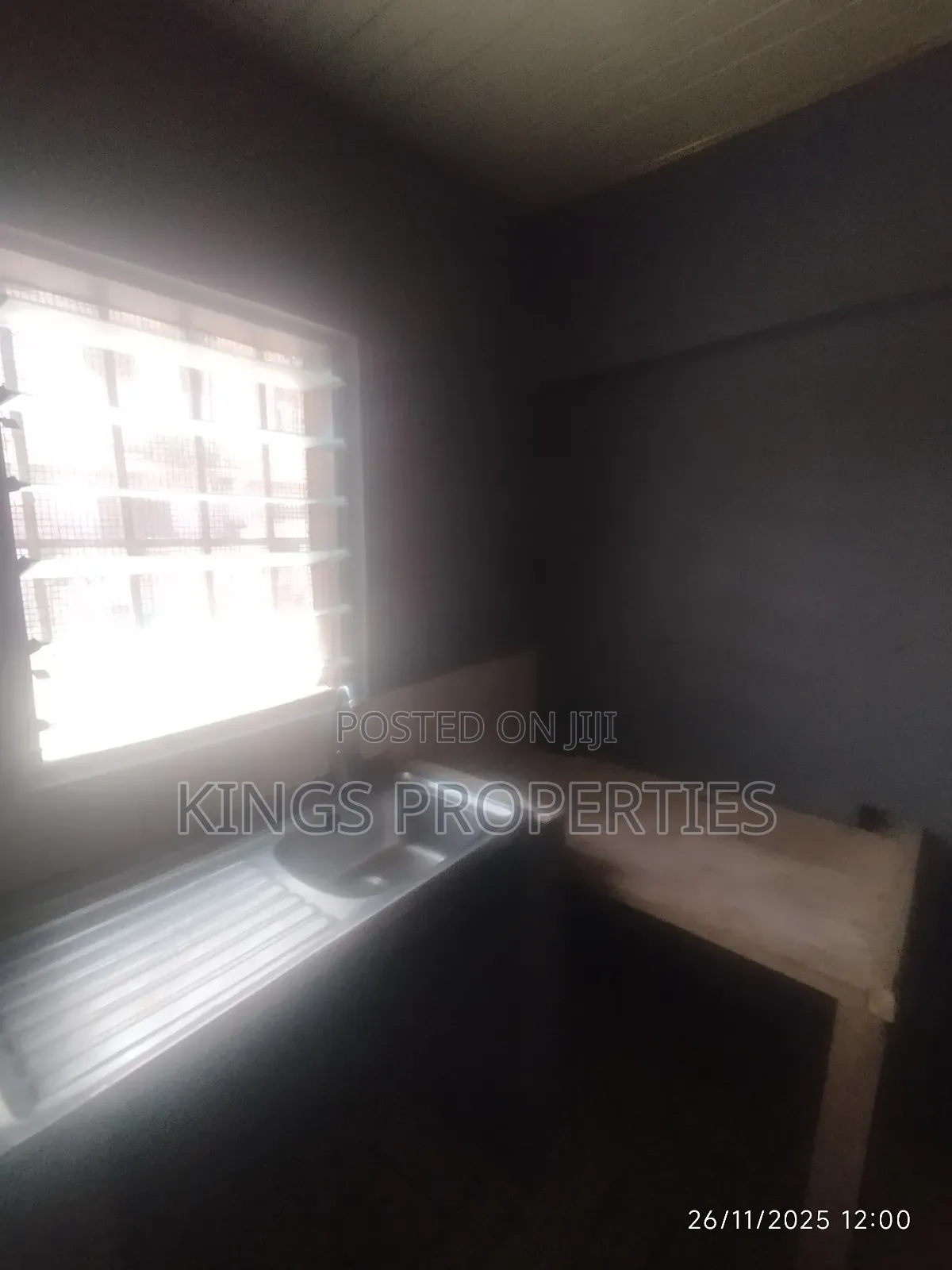 1bdrm Apartment in West Hills Area for rent