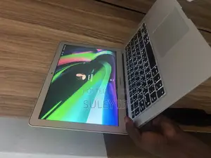 Laptop Apple MacBook Air 2017 64GB Intel Core i5 SSHD+SSD 128GB