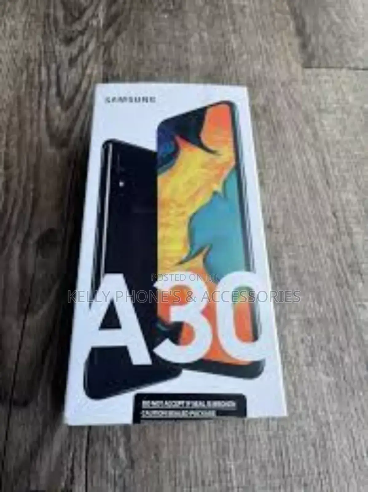 New Samsung Galaxy A30 64 GB Black