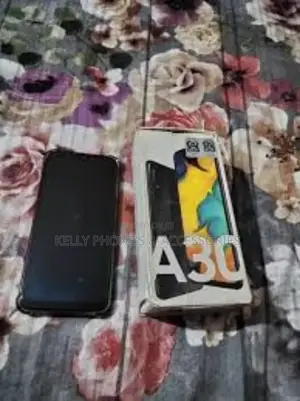 New Samsung Galaxy A30 64 GB Black
