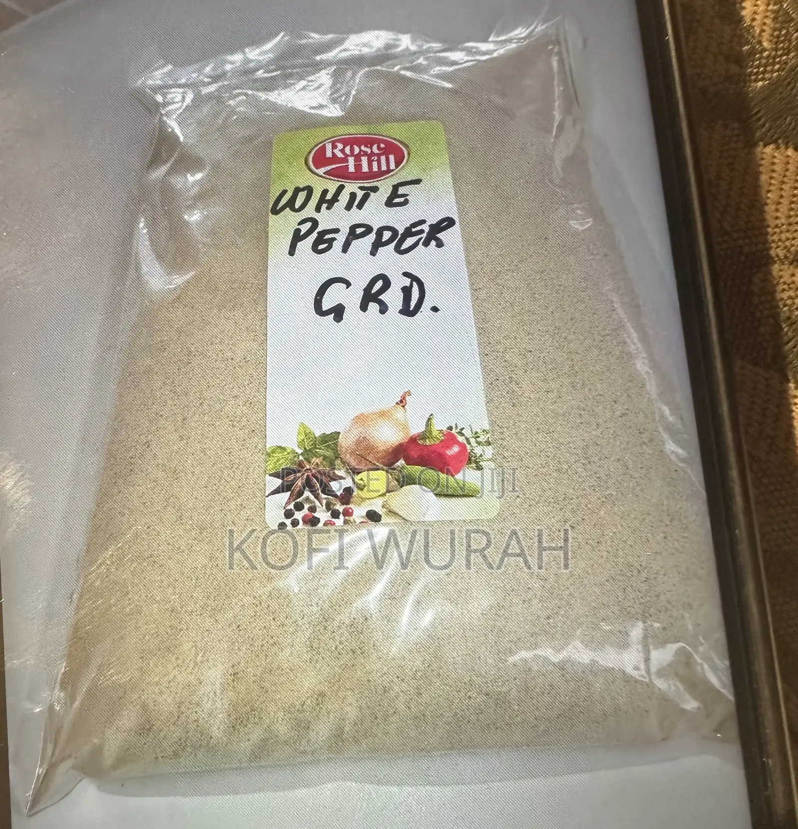 White Pepper Ground and Pepper Corn.