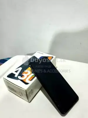 New Samsung Galaxy A30 64 GB Black