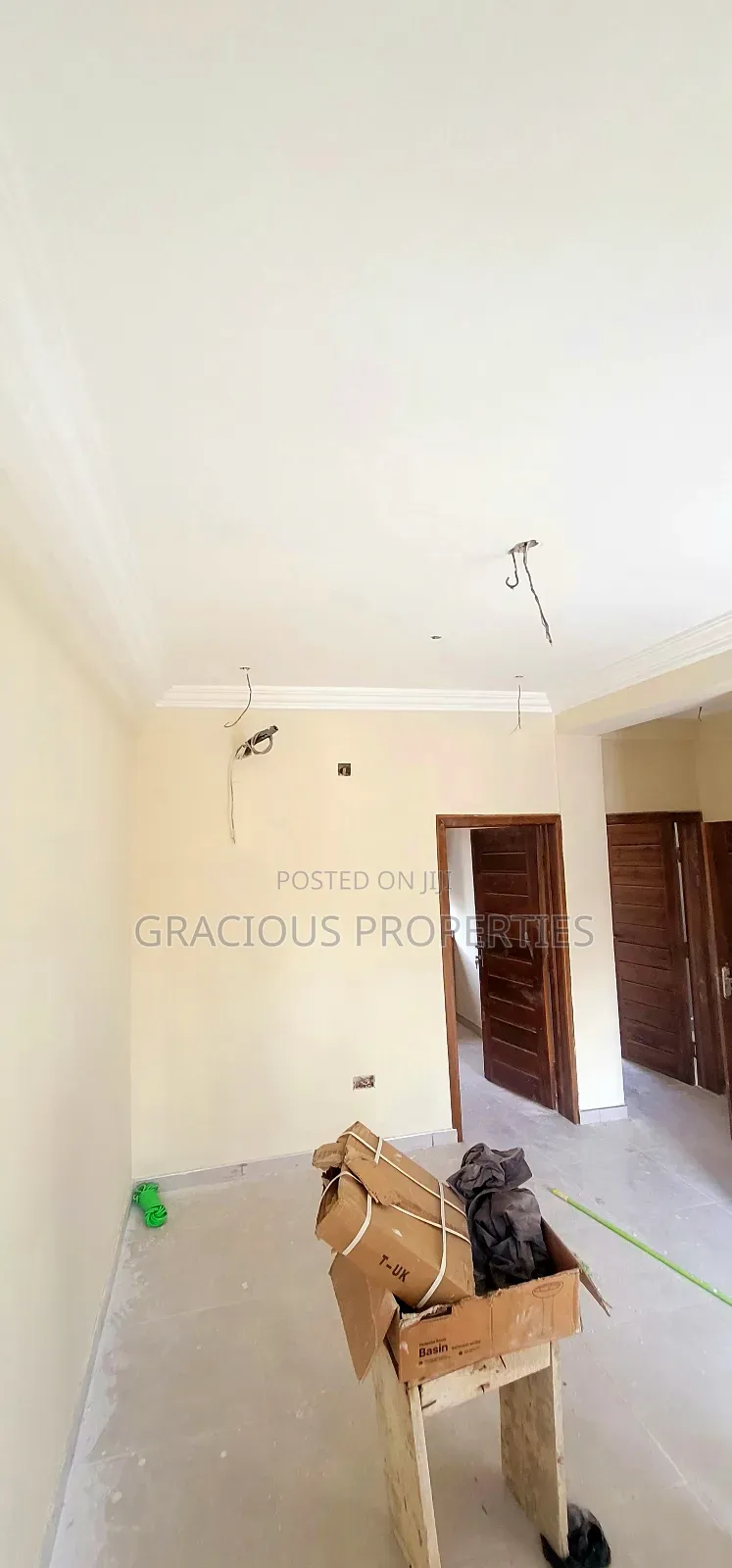2bdrm Apartment in Gracious Properties, Lapaz for rent