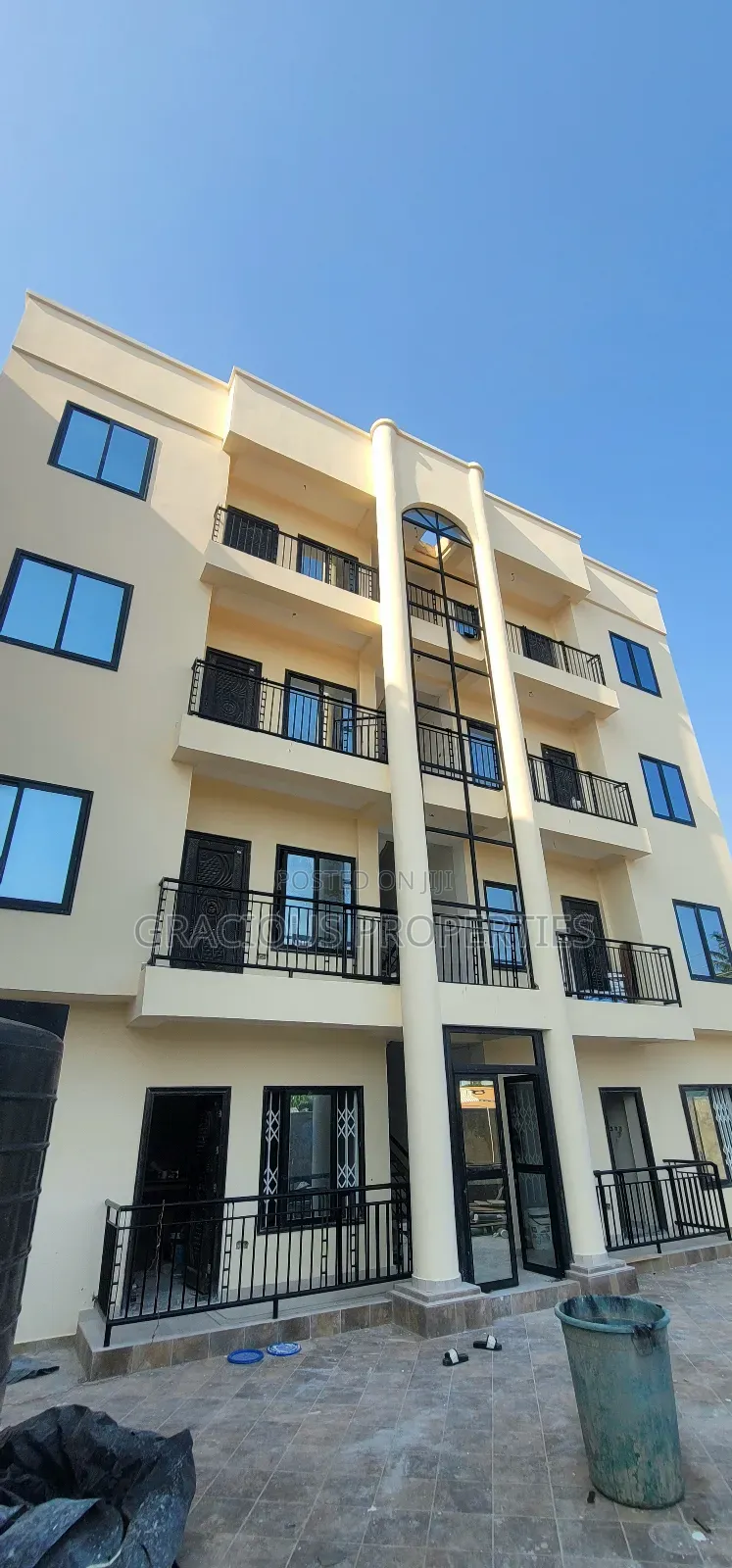 2bdrm Apartment in Gracious Properties, Lapaz for rent