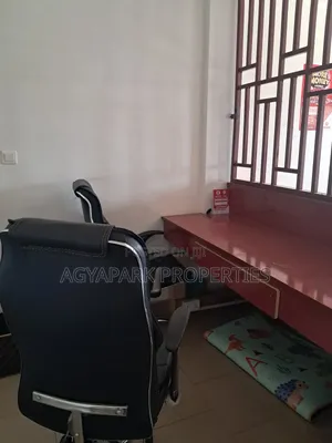 Office to Let