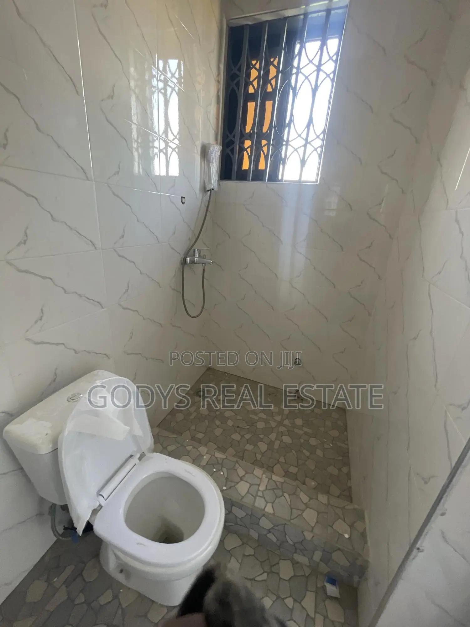 1bdrm Apartment in Domiabra, Kasoa for rent