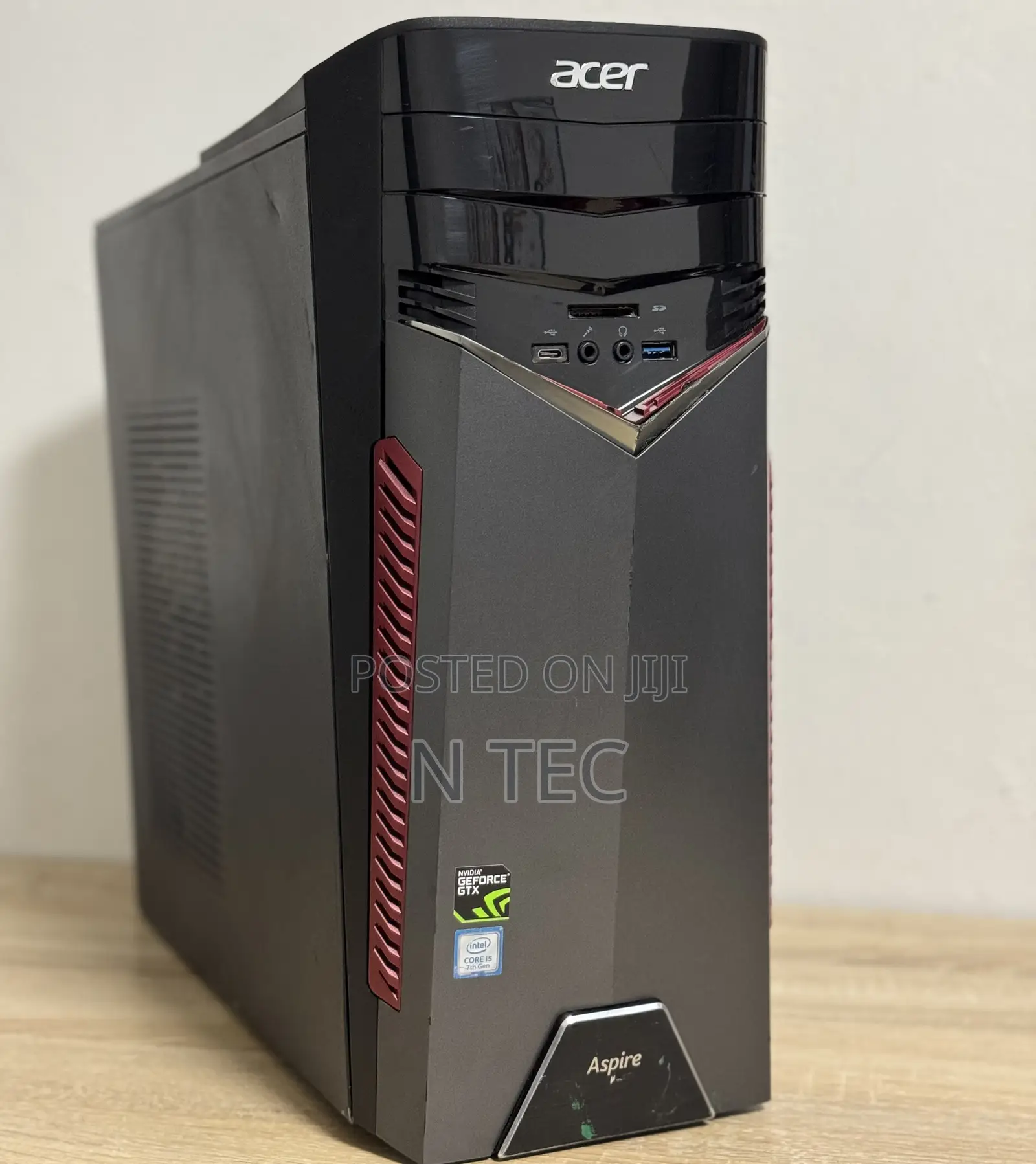 Desktop Computer Acer 16GB Intel Core I5 HDD+SSD 256GB