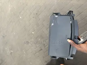 Hyundai Elantra Knee Airbag 2017 2018