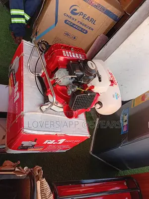 Multi-Use Solo Spraying Machine
