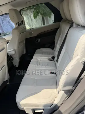 Land Rover Discovery Sport HSE 2018 Blue