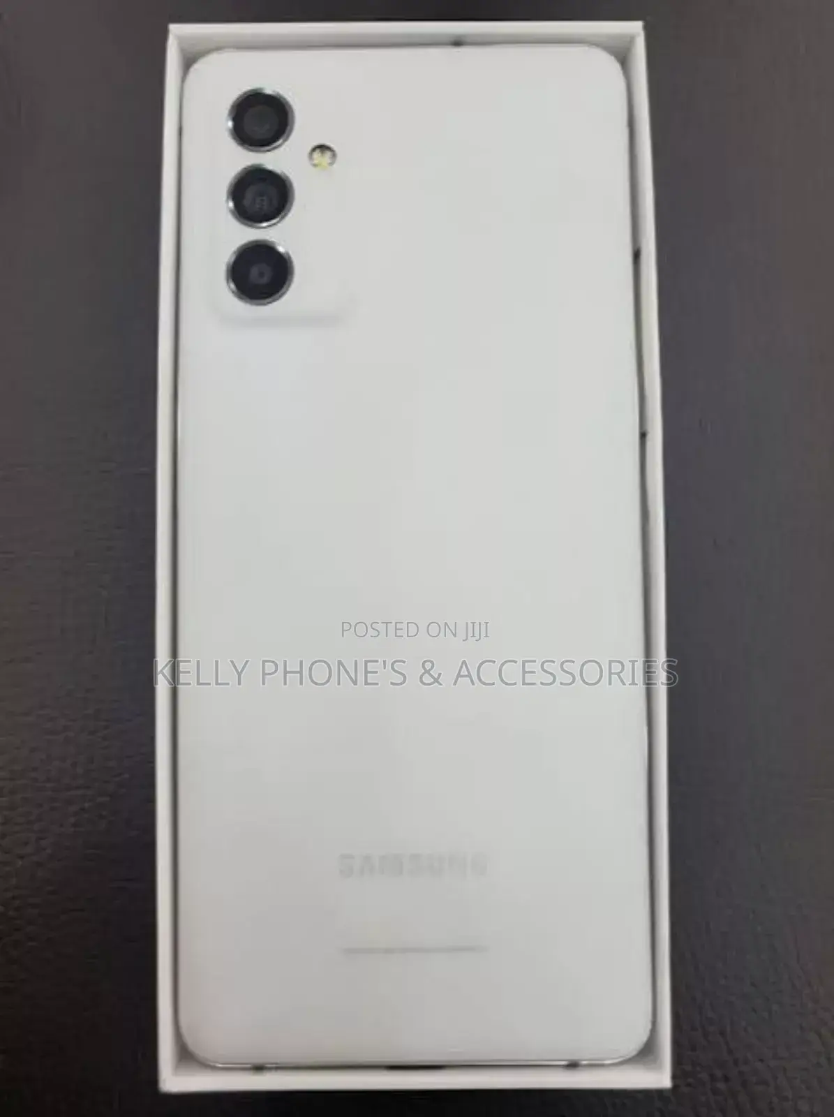 New Samsung Galaxy A82 5G (Galaxy Quantum 2) 128 GB White