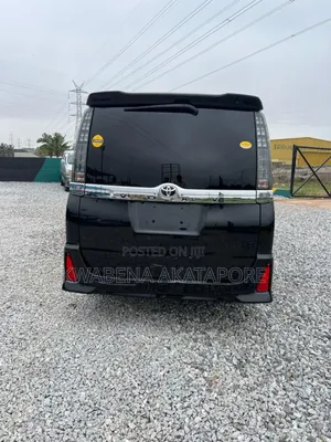 Toyota Voxy 2016 Black