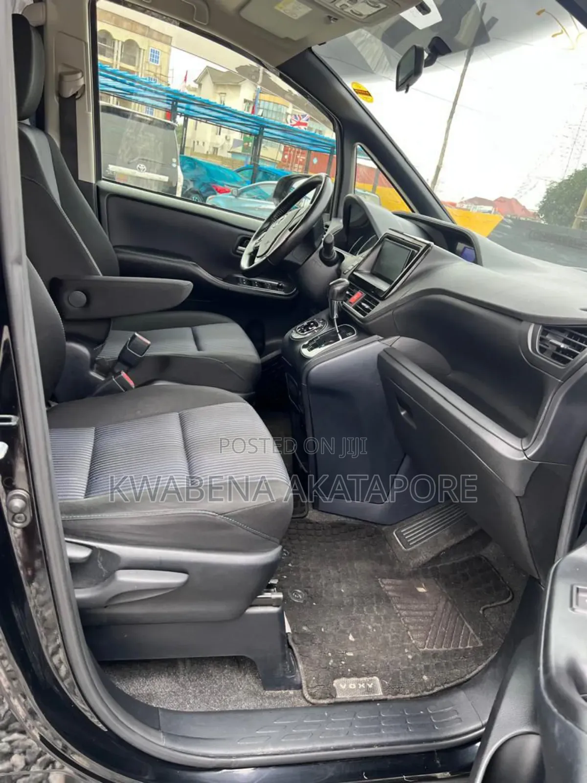 Toyota Voxy 2016 Black