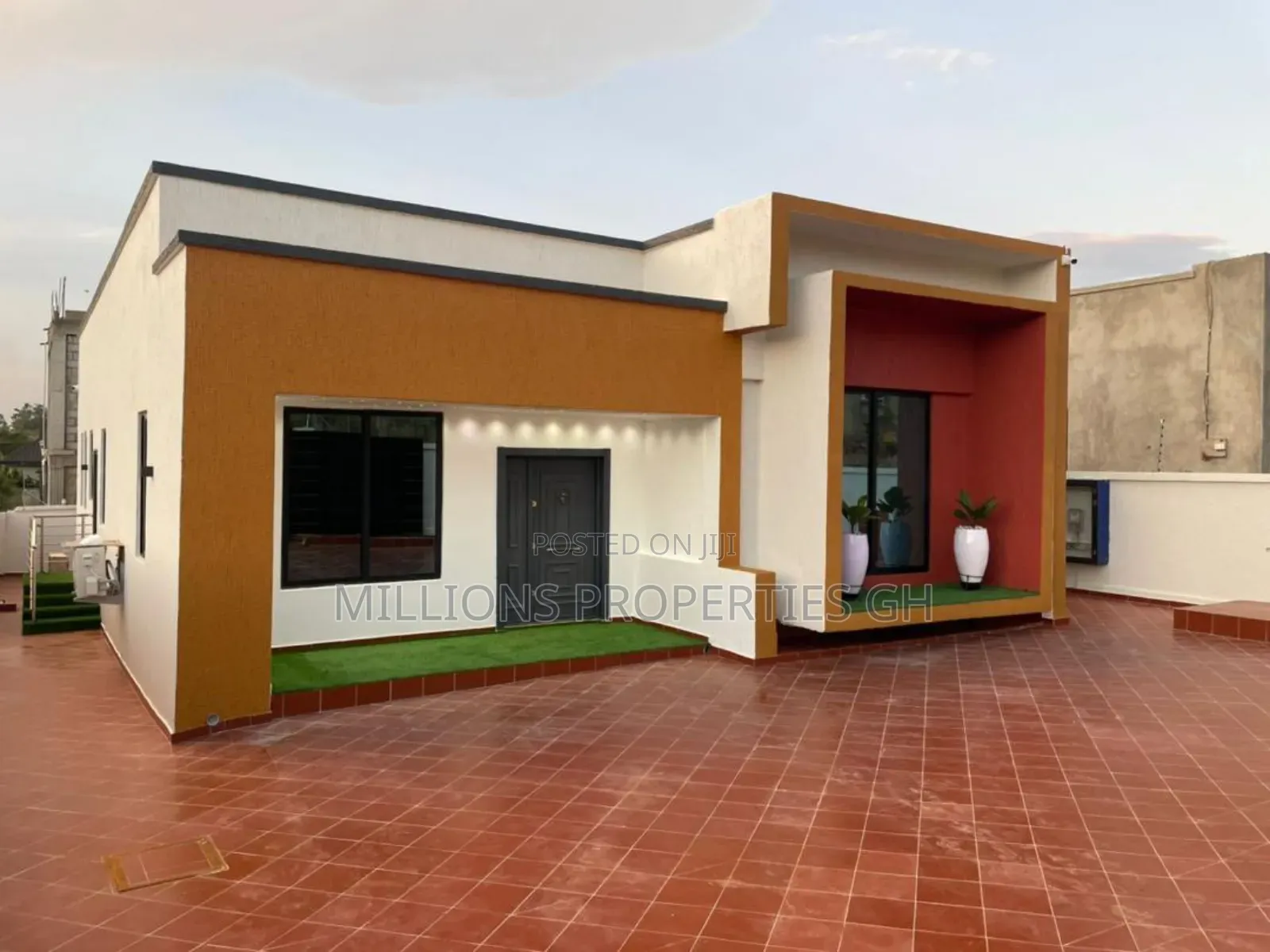 4bdrm House in Millions Properties, Kumasi Metropolitan for sale