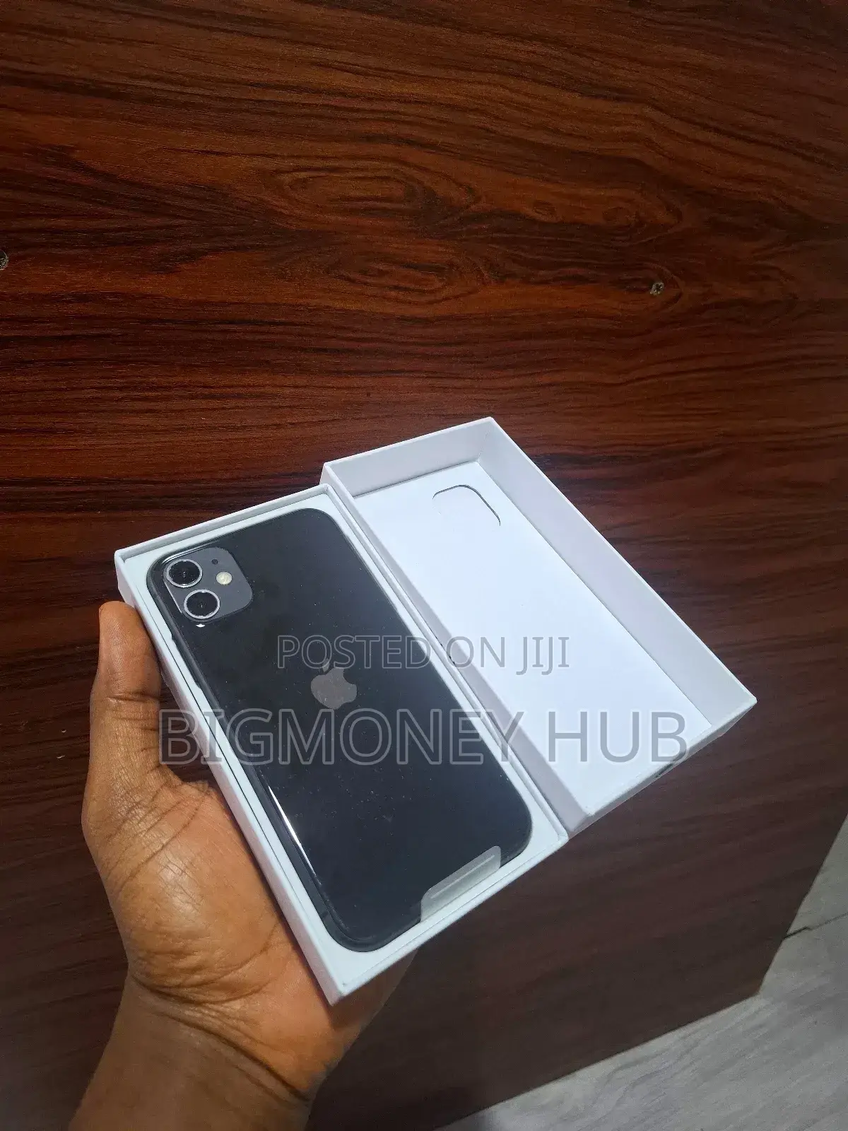New Apple iPhone 11 128 GB Black