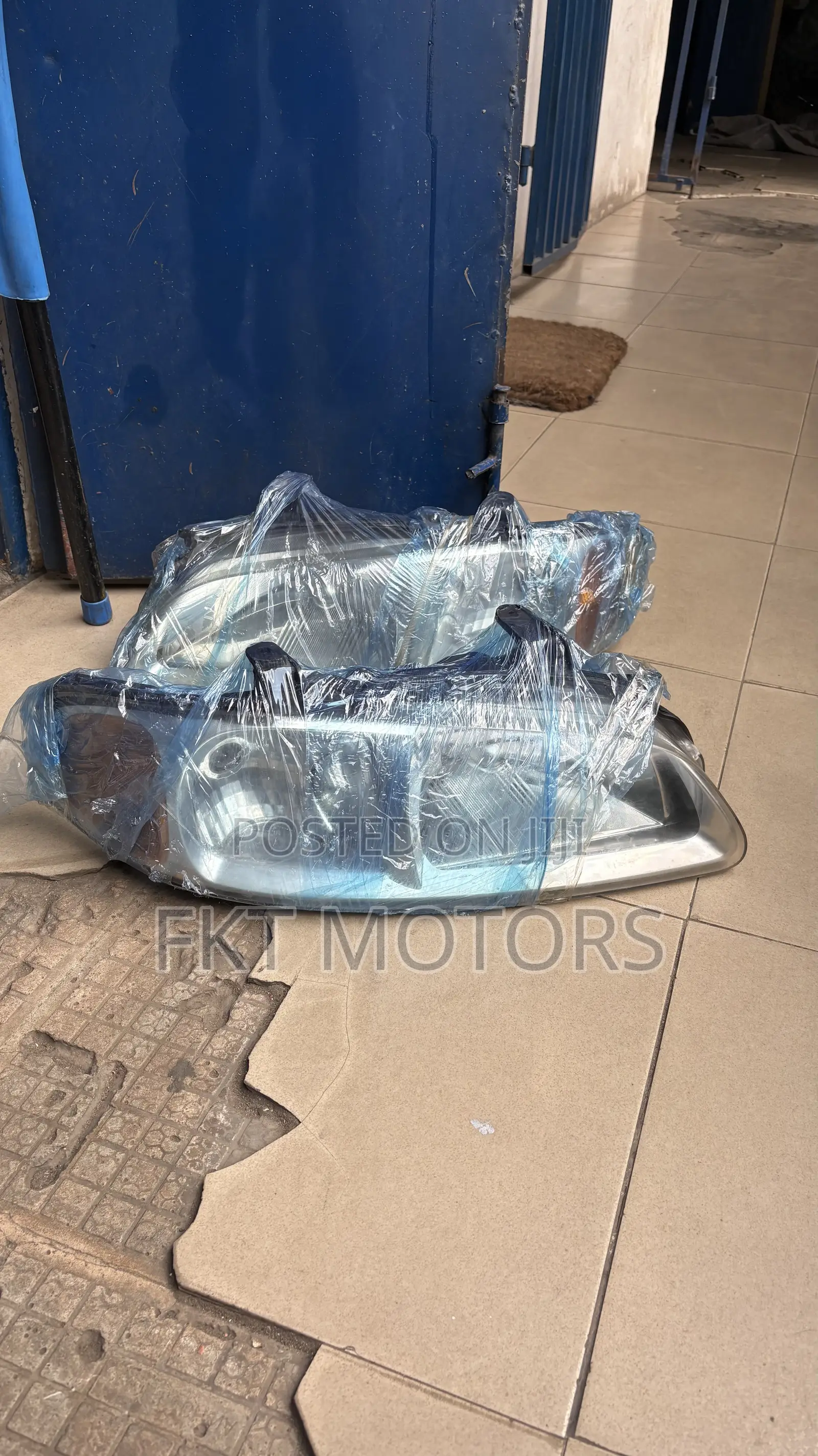 Nissan Sentra Headlight 2001,2002,2003,2004,2005,2006,2007,2008