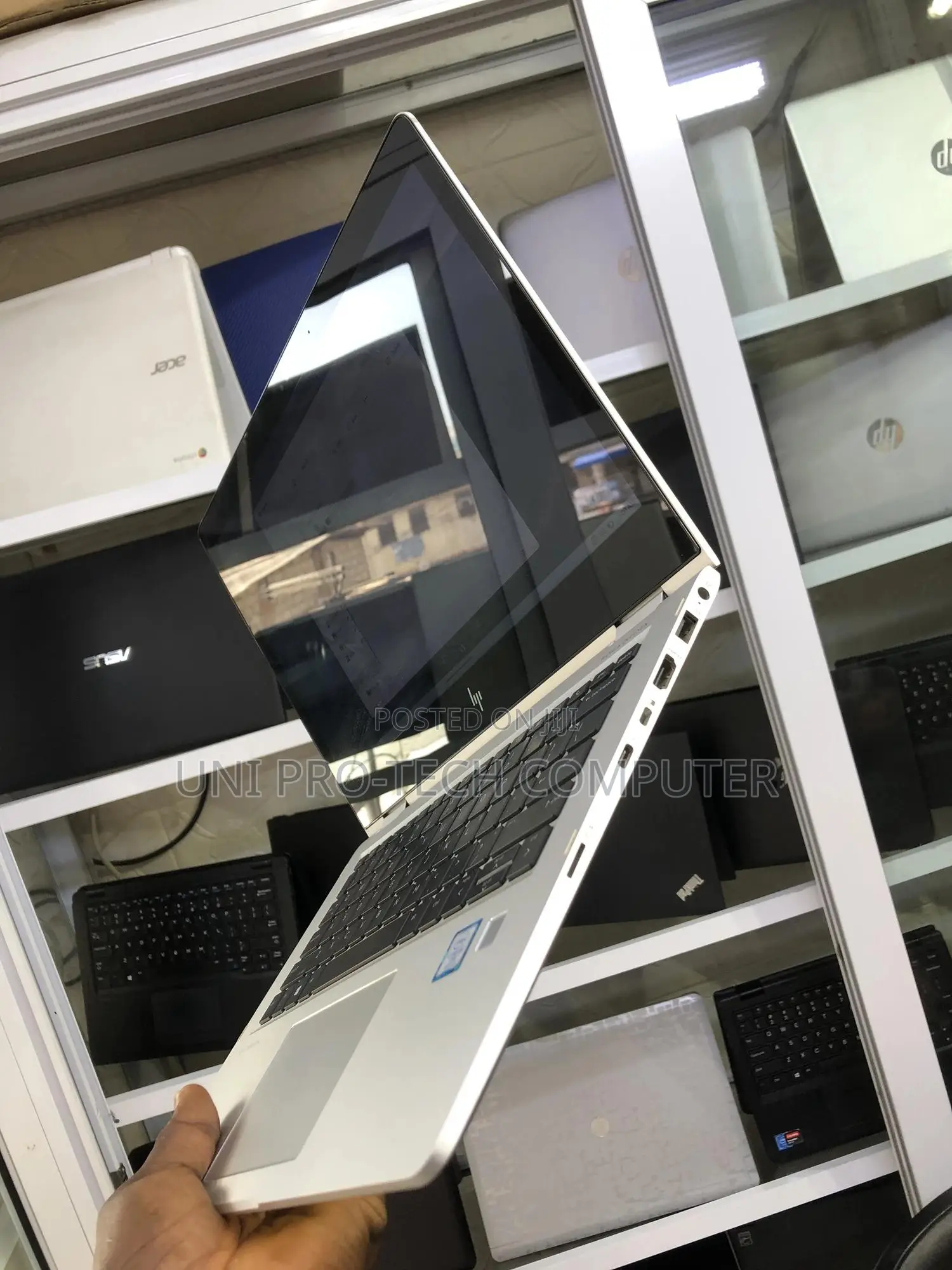 Laptop HP EliteBook 1030 8GB Intel Core I5 SSD 256GB
