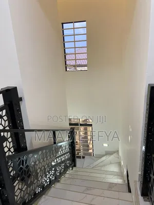 5bdrm House in East Legon Hills for sale