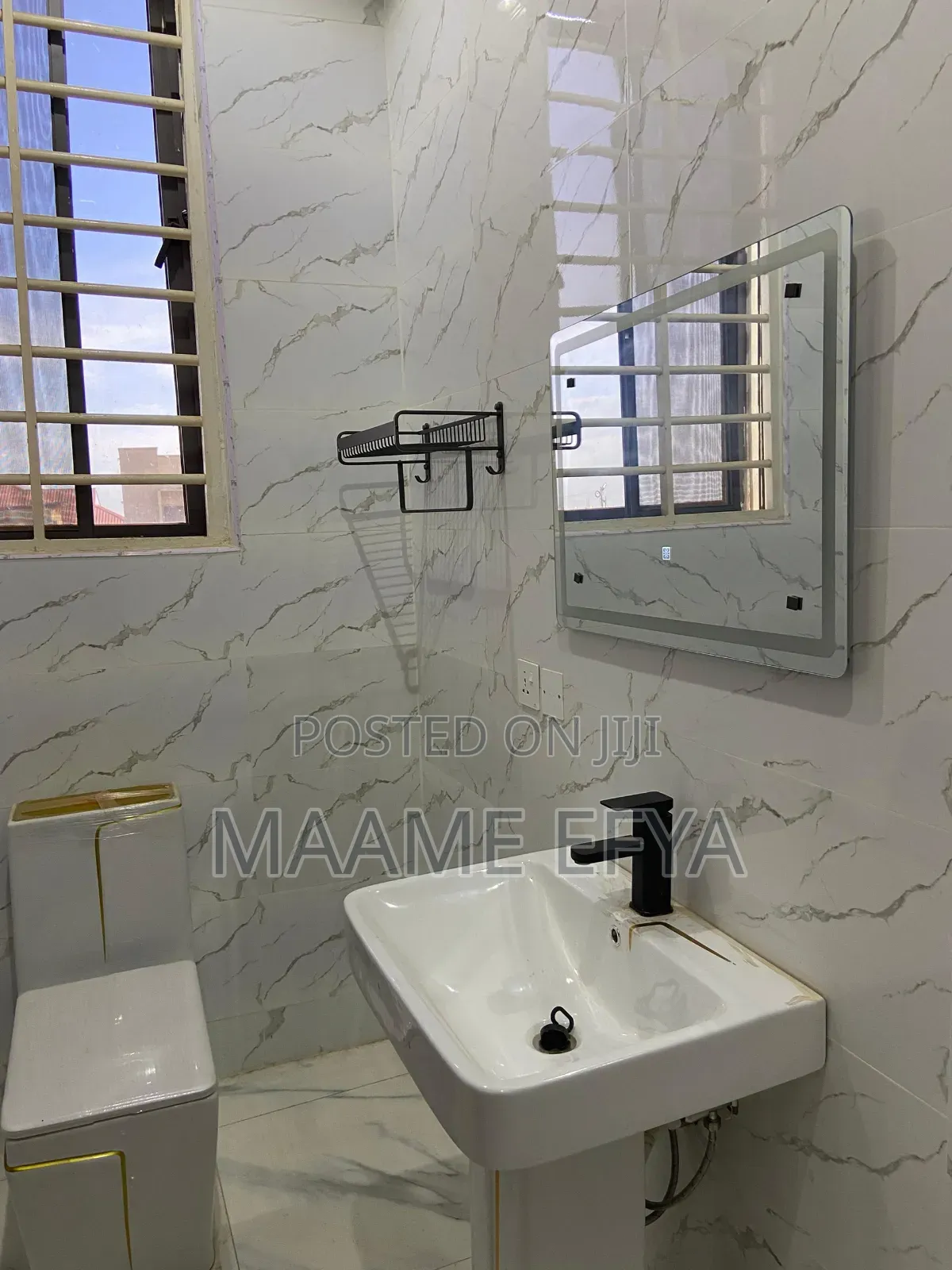 5bdrm House in East Legon Hills for sale