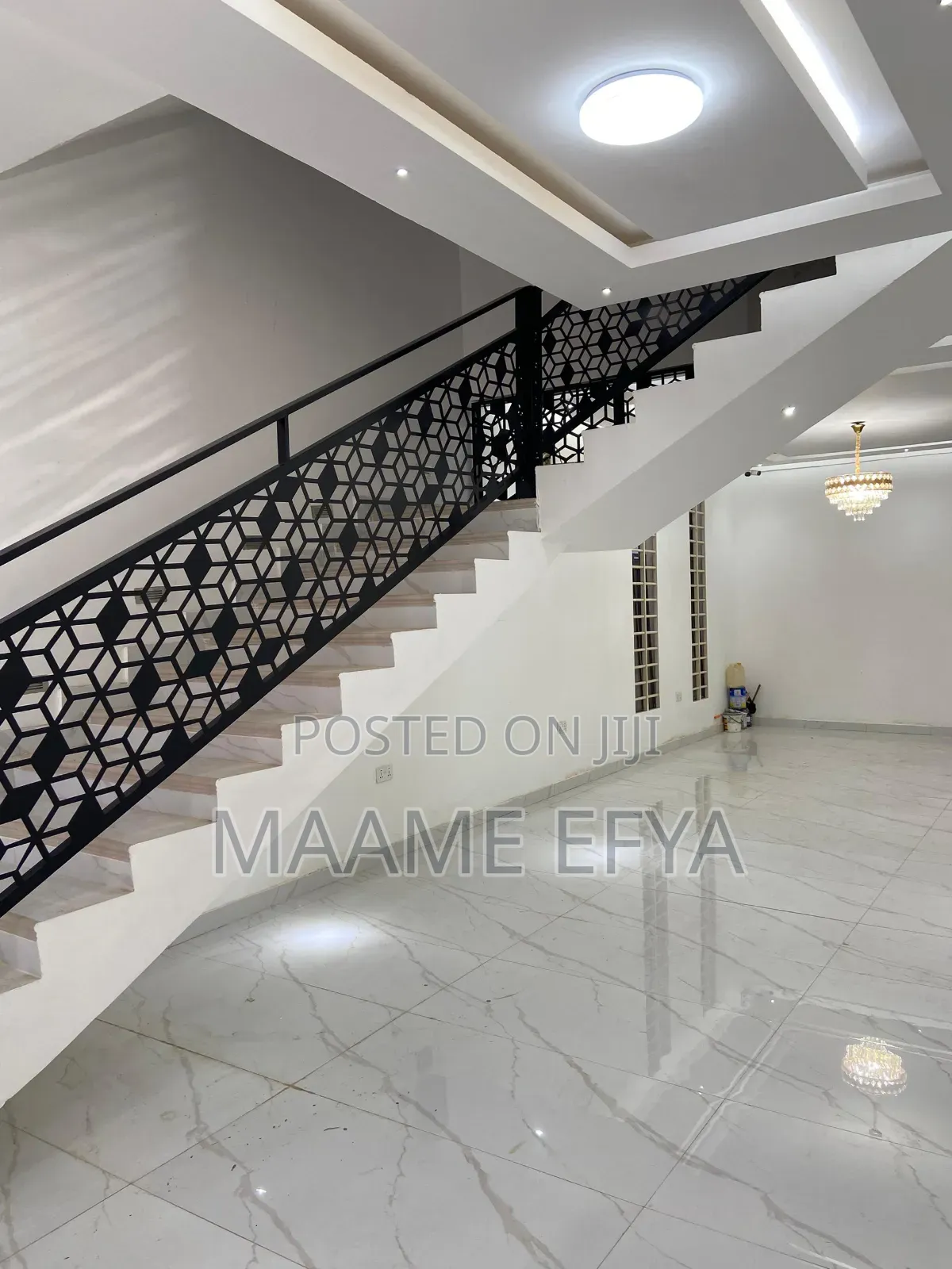 5bdrm House in East Legon Hills for sale