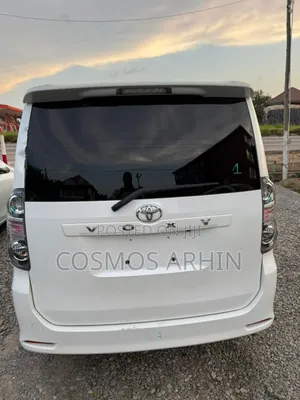 Toyota Voxy SV Premium 2014 White