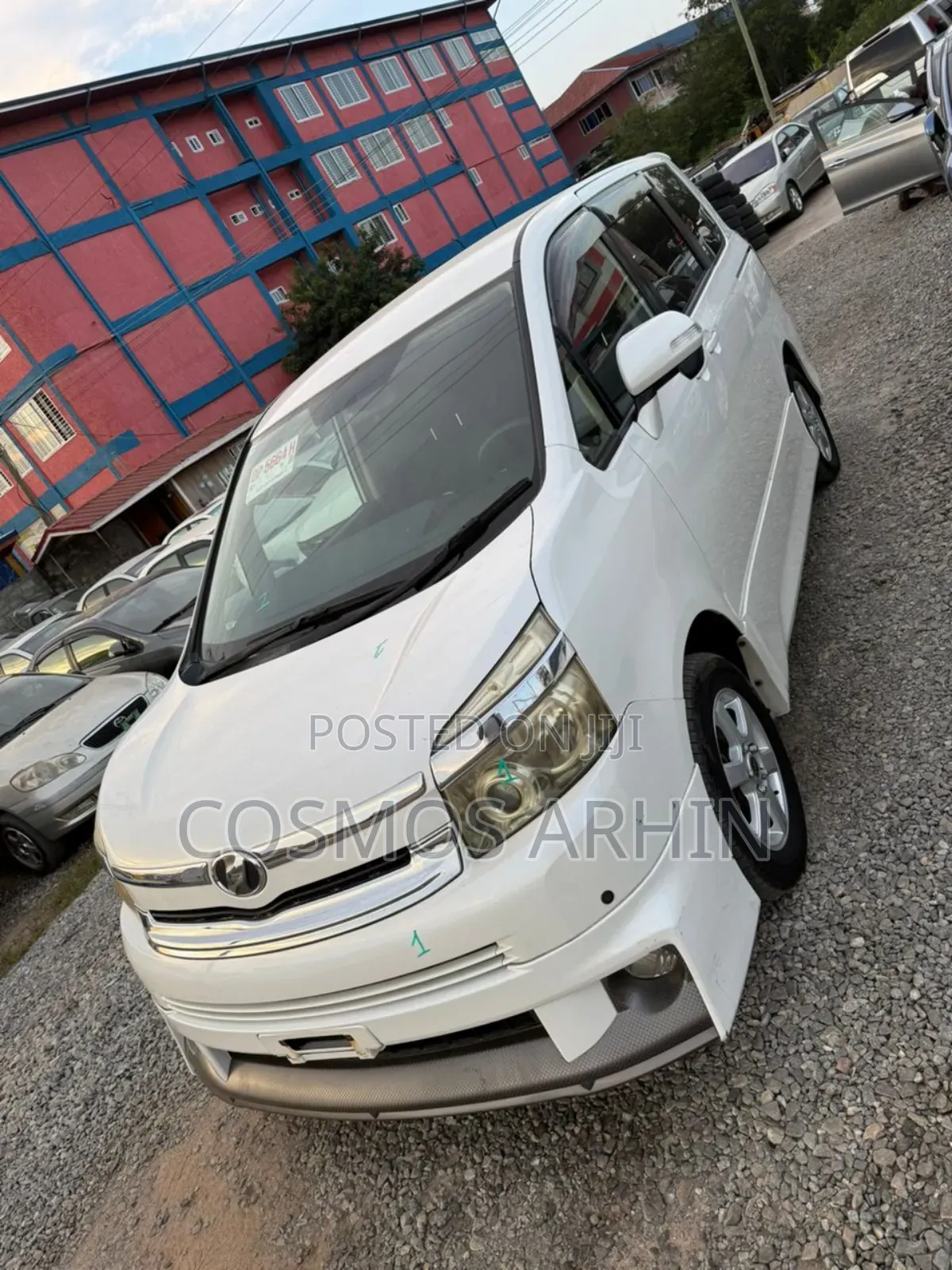 Toyota Voxy SV Premium 2014 White