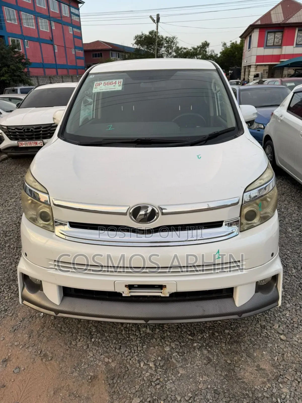 Toyota Voxy SV Premium 2014 White