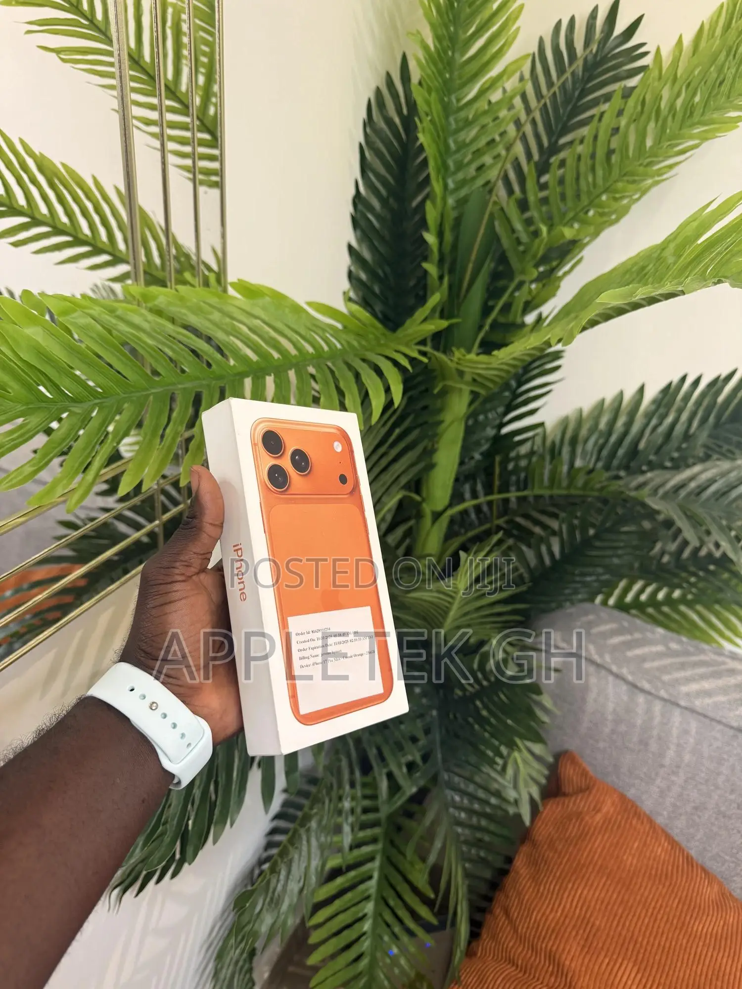 New Apple iPhone 17 Pro Max 256 GB Orange