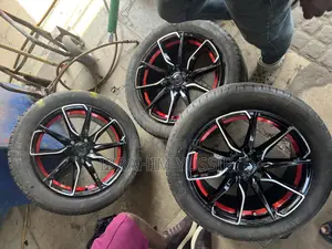 Hyundai Rim 17 Available