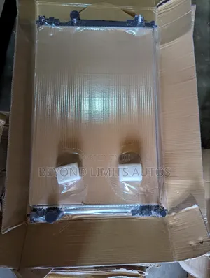 Toyota Camry 2018,2019,2020,2021,2022 Radiator/ Water Tank
