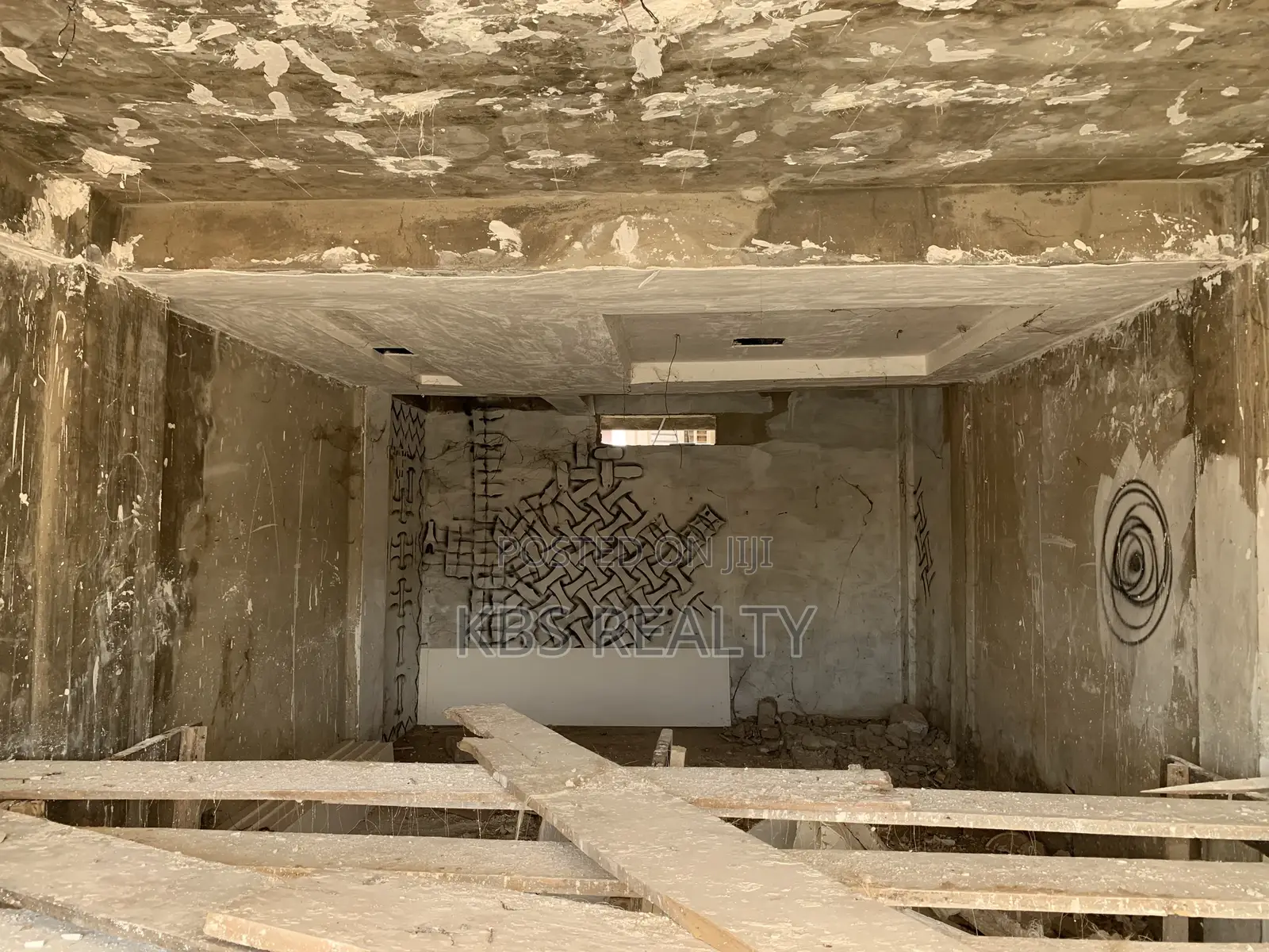 Shop for Rent in Ahodwo