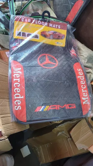 Mercedes Benz C300/ C250 Foot Mat / Floor Mat