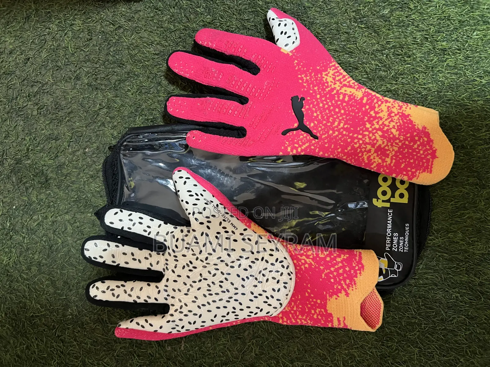 Goalkeeper Gloves