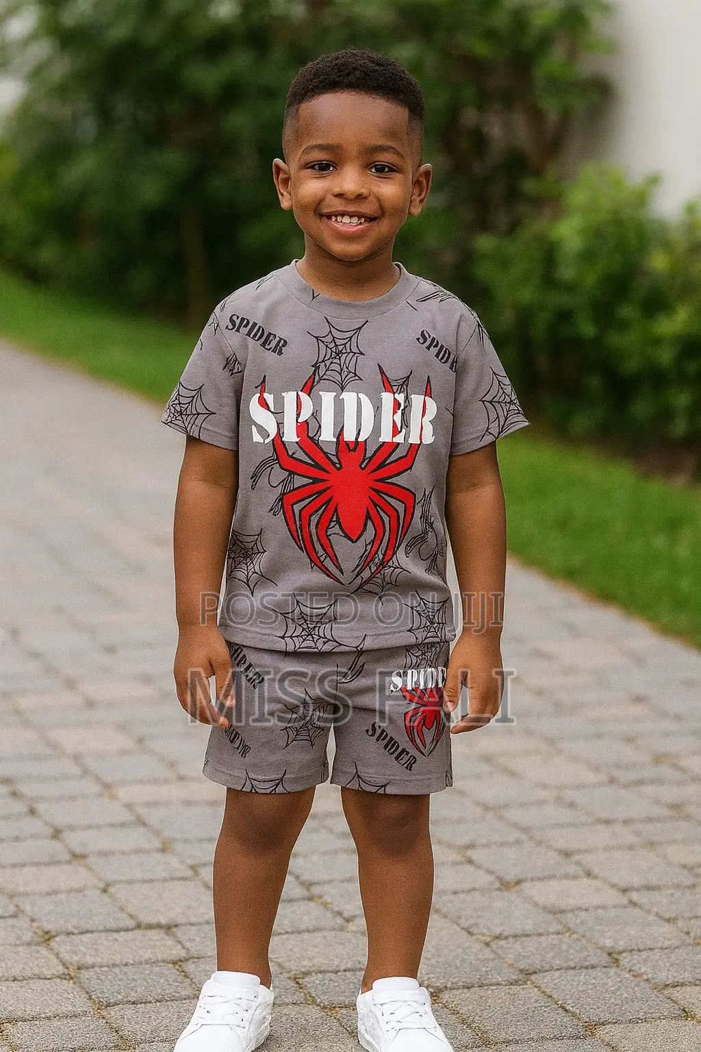 2pcs Spider Print Shirt and Shorts. 7years