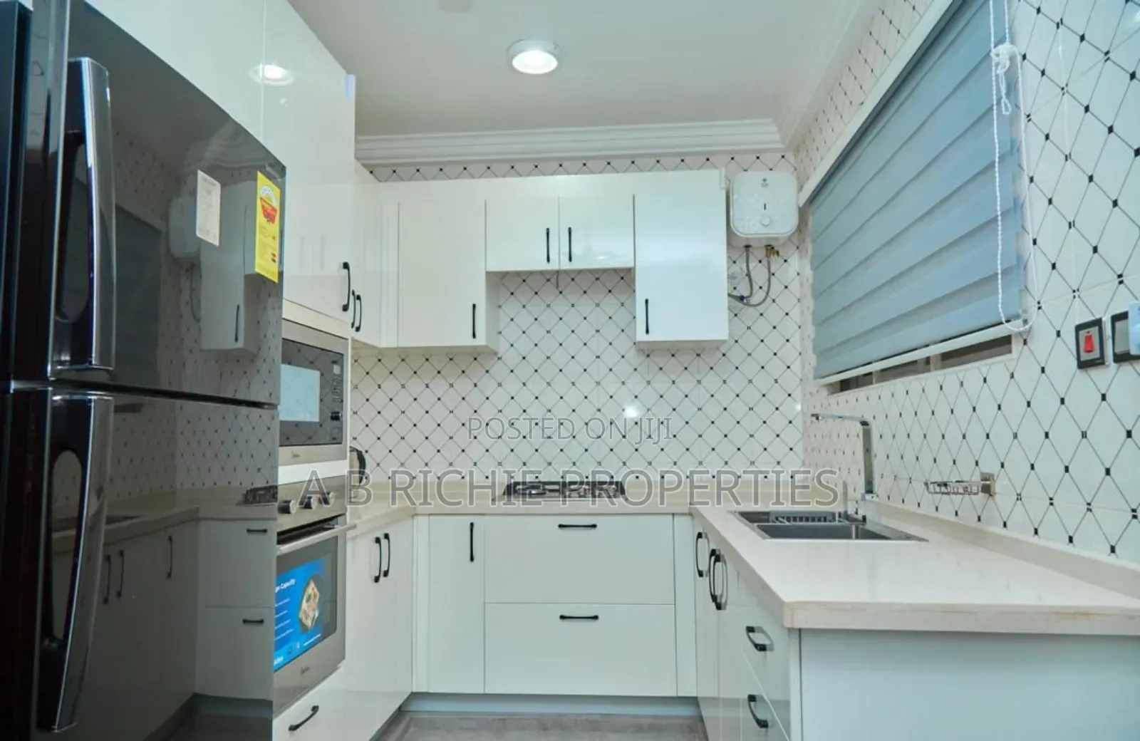 Furnished 20bdrm Apartment in Ab Richie Properties, Tseaddo for sale