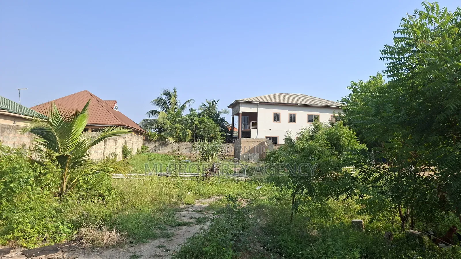 1 and Half Plots at Tema Community 25 Near Devtraco