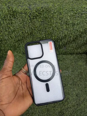iPhone 16 Plus / 16 Pro Max Clear Case With Black