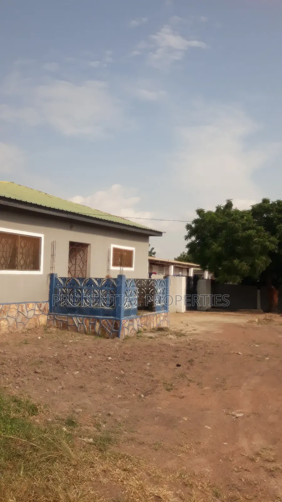 5bdrm House in Dodowa for sale