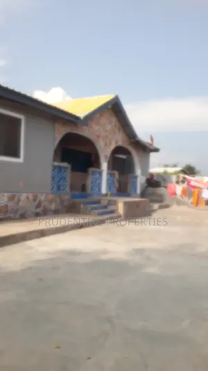 5bdrm House in Dodowa for sale