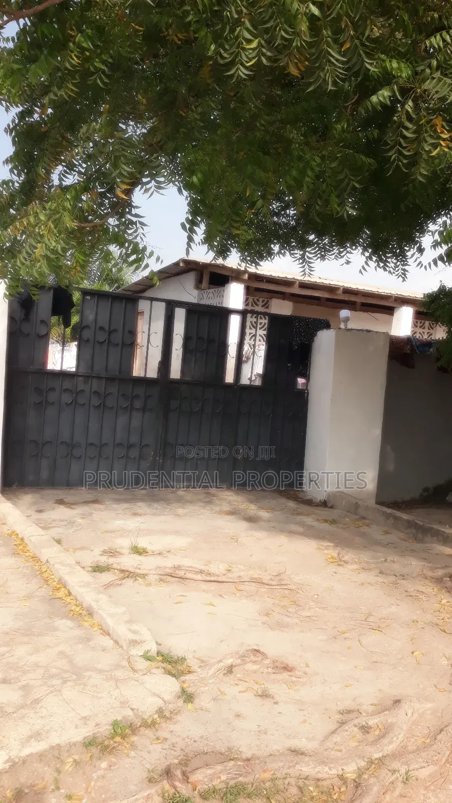 5bdrm House in Dodowa for sale