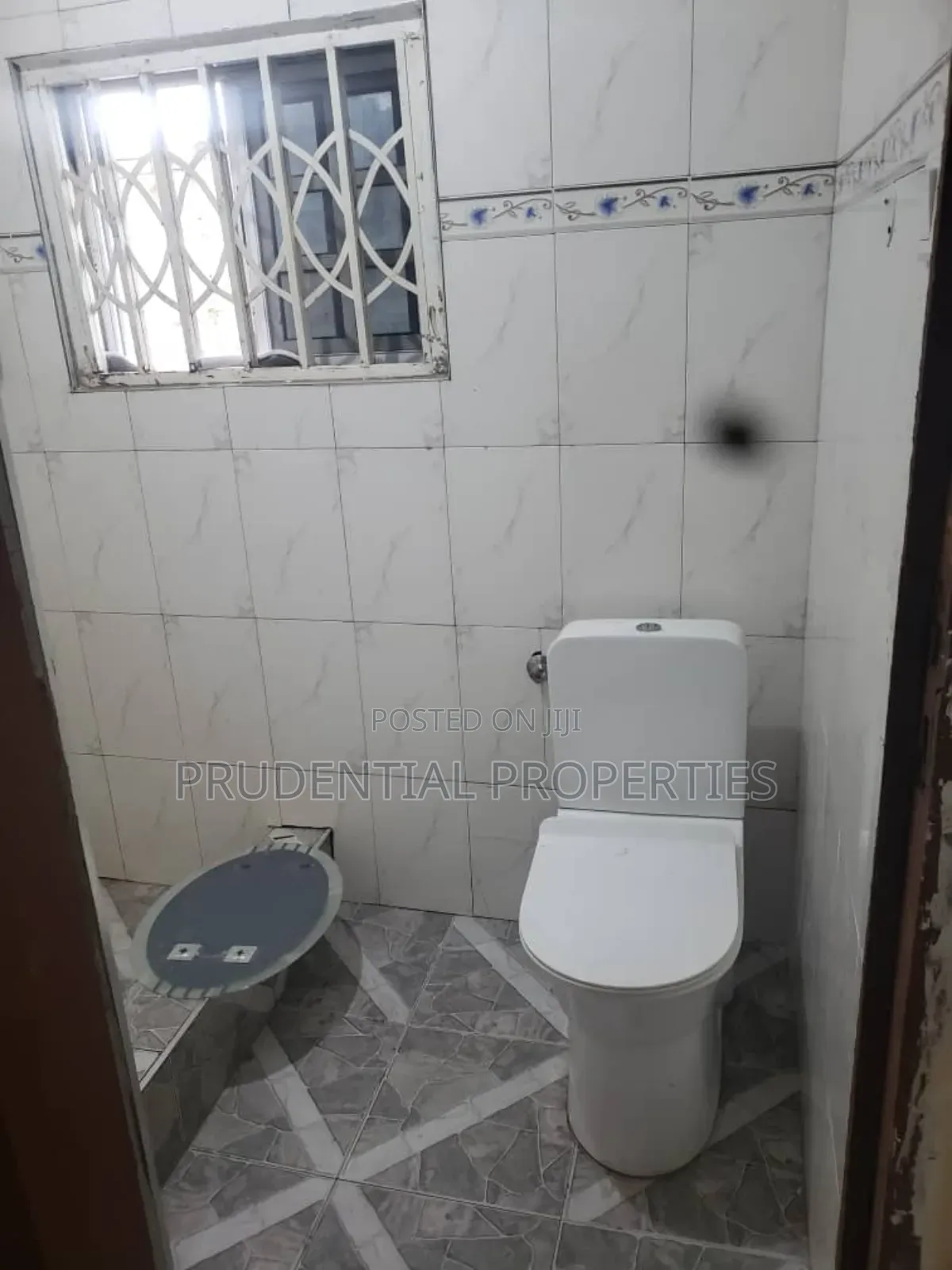 5bdrm House in Dodowa for sale