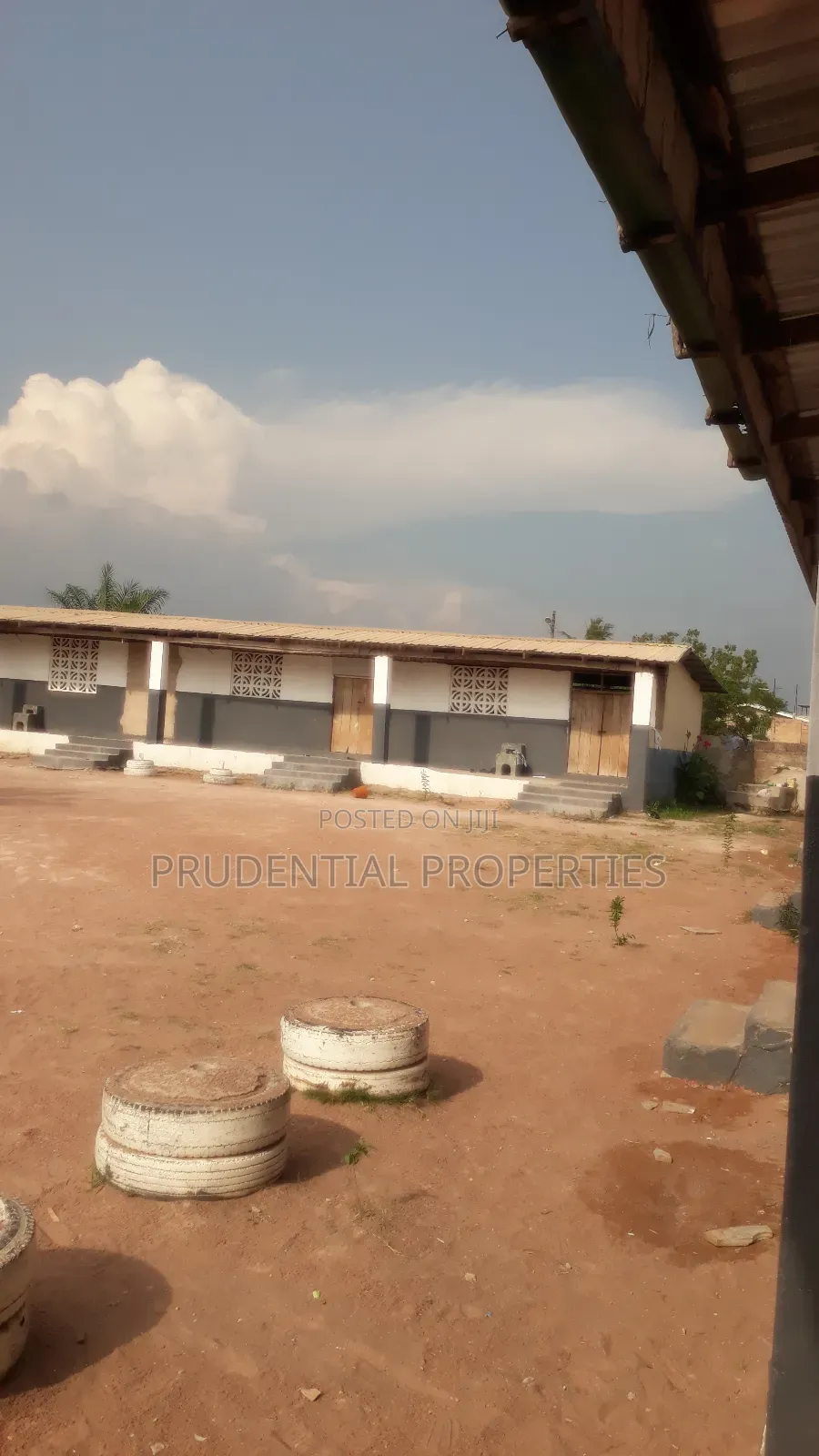 Sschool for Sale at Dodowa