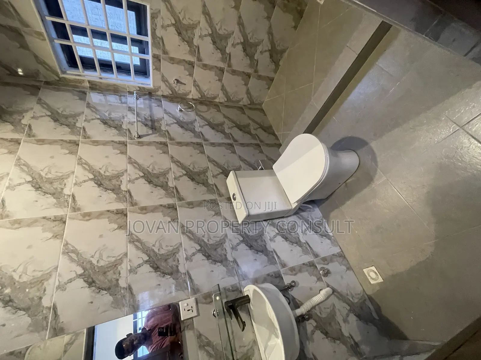 3bdrm House in Ablekuma Odumasi, Ga West Municipal for sale